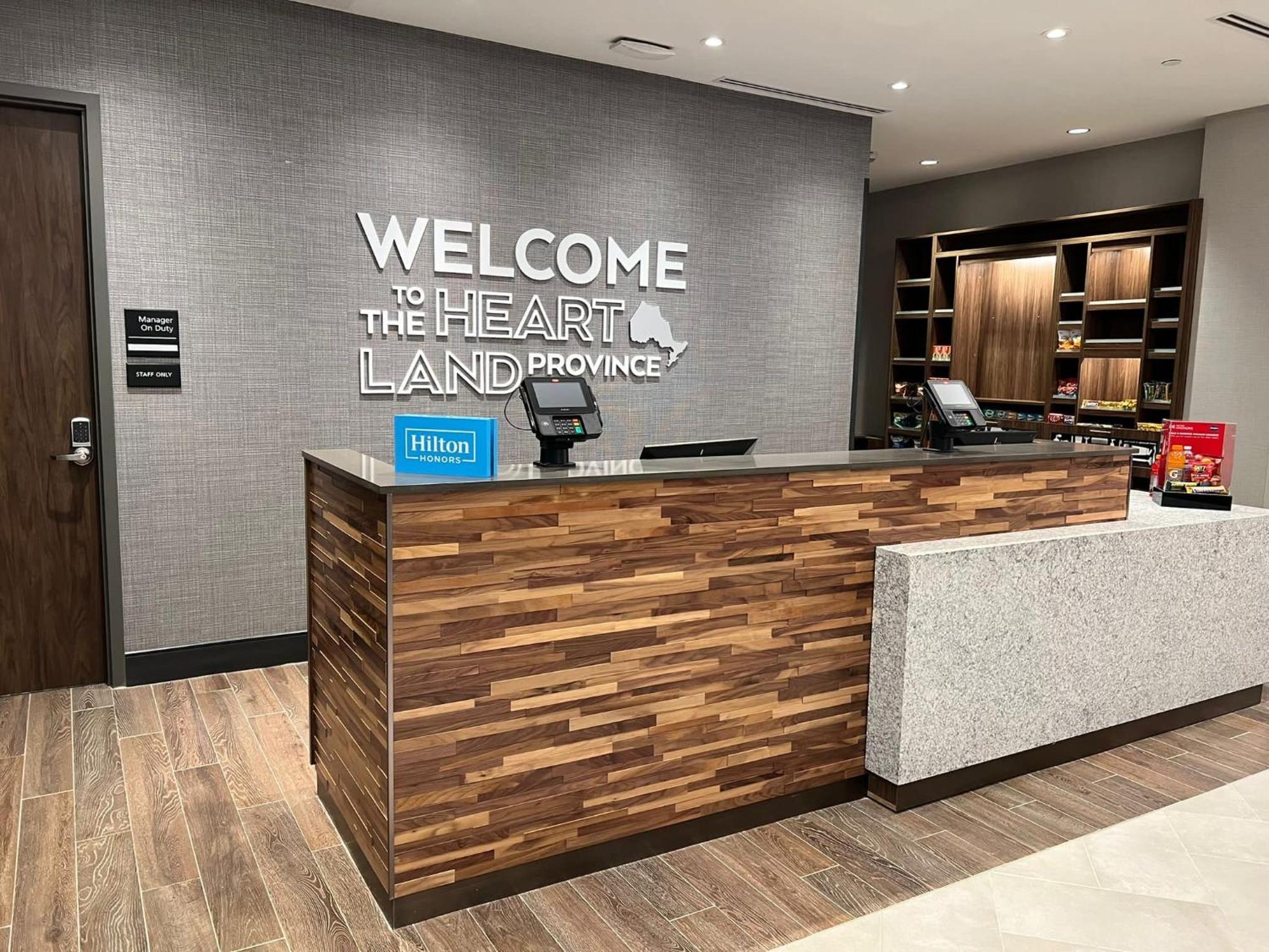 Hampton Inn By Hilton Kingston Exterior foto