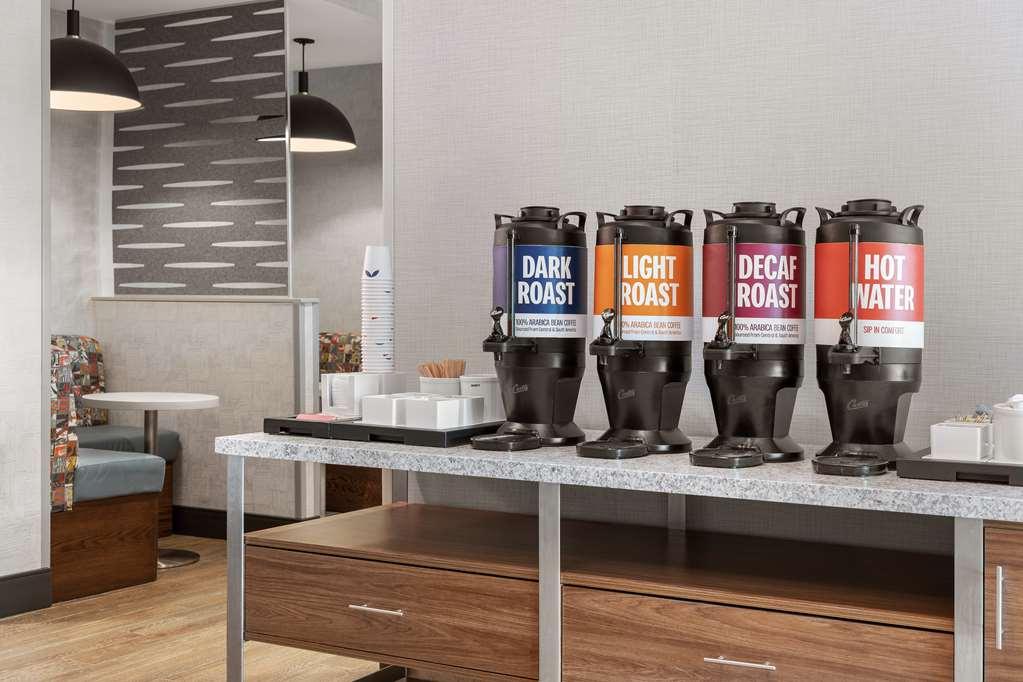 Hampton Inn By Hilton Kingston Restaurant foto